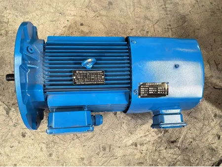 Motor eléctrico y motor antideflagrante