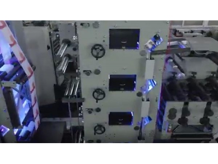 Máquina de impresión flexográfica con tres estaciones de troquelado de 6 colores,LRY-330/450