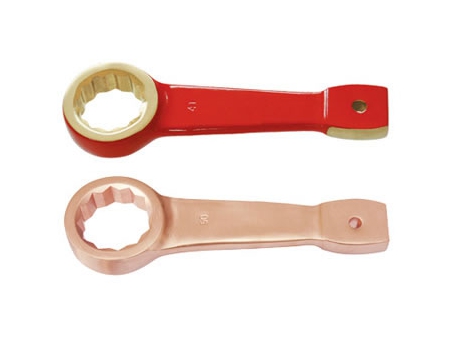 Llave de impacto con extremo en estrella 160A